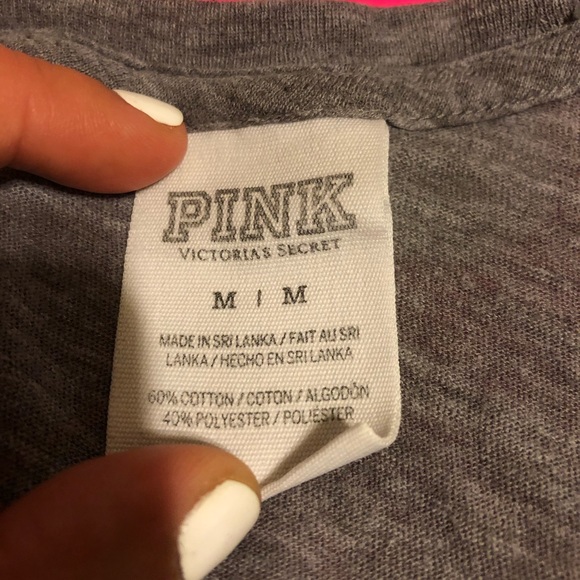 ❌ SOLD ❌ Pink VS grey open back tee - Picture 5 of 6